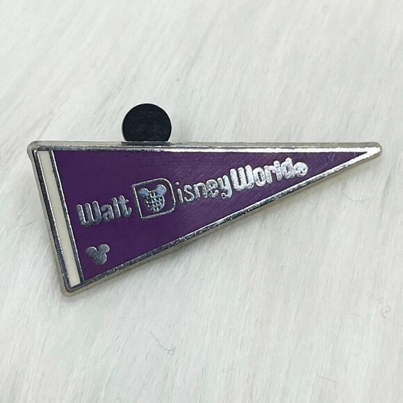 🔮 5/$25 Disney Purple Disney World‎ Flag Pin - Picture 1 of 2